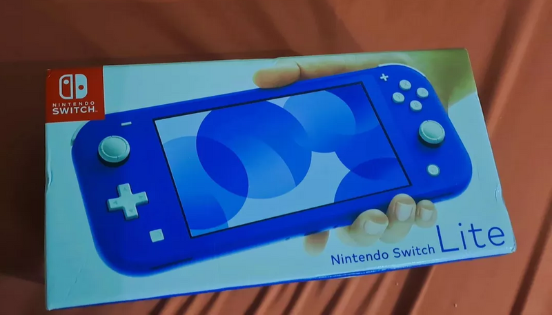 Nintendo Switch Lite 256GB Standard